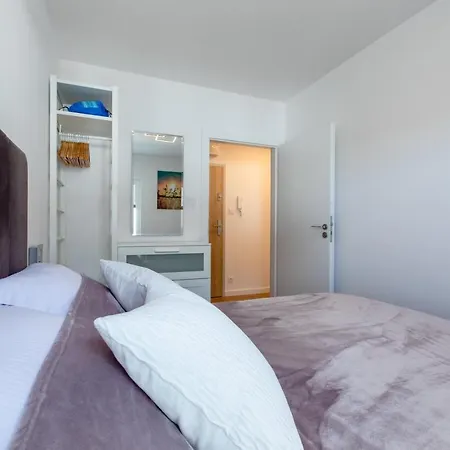 Apartment Modern By Major Domus Club Dziwnow